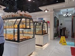 面包甜点陈列柜-红房子西菜馆(淮海中路店)
