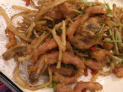 -香巴拉云南餐厅(华莱坞店)