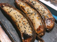 蜂蜜烤香蕉-三个大叔烤羊肉串·炭炉砂锅菜(西三旗店)