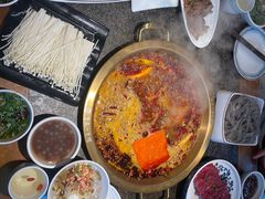 -小天鹅火锅·一线江景洪鼎旗舰店(洪崖洞店)