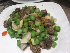 宗谷菜心粒雪花牛肉-新兴家喻酒家·羊城名宴(昌岗店)