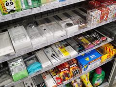 -全家便利店(上海南站站店)