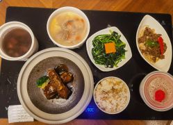 -蜜悦居月子中心(国金中心店)