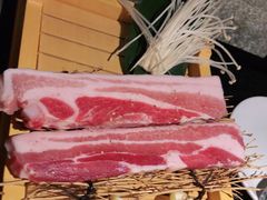 黑猪五花肉-嘿嘟嘟·肋条烧肉放题(爱融荟城店)