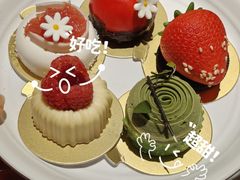 -雍容荟活帝王蟹活龙虾自助(苏宁旗舰店)