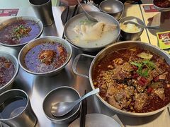 -蓉三少冒烤鸭·四川小吃集(北京首店)