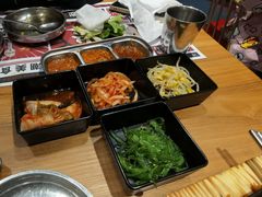-青瓦炭韩潮烤肉(花园道店)