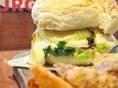 超厚芝士牛肉汉堡-魏斯理汉堡(西安沣东吾悦店)