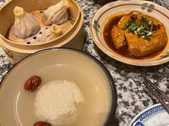 天王烤鸭包-南京大牌档(南京路世纪都会店)