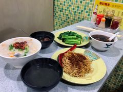 艇仔粥-联记面家(新马路店)