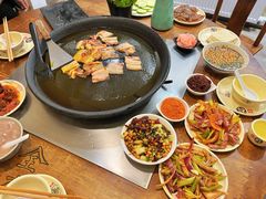 卤五花肉-全有福烙锅店小院