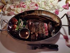 特色澳洲和牛战斧牛排-Kathleen's Waitan 凯圣琳江景西餐厅(外滩店)