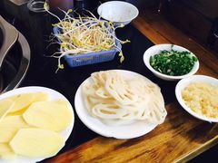 -冯记香辣兔火锅(茶店子总店)