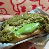 新品抹茶泡芙🍵这口大爆浆奶油真的是太过瘾啦😆