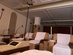 -仁爱团泊湖温泉中心