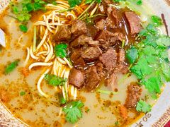 -金杨拉面王小吃面馆·牛三宝面·红烧牛肉粉