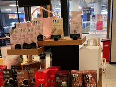 零售区-星巴克(新达汇三林店)