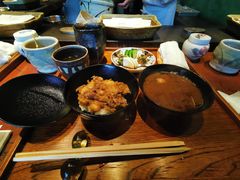 -みかわ是山居