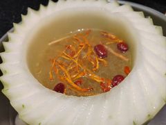 -得意咚瓜·顺德鱼生·冬瓜火锅(深圳首店)