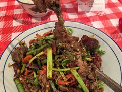 -荆九爷爆炒桥头三嫩(云南北路店)