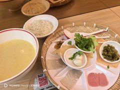 阳光过桥米线-陈生记原汤米线•36年老字号(体育场路店)