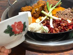 -四小区火锅·巷子里的重庆火锅(花照壁店)