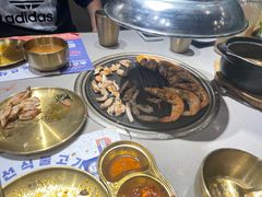 -金会长自助海鲜·烤肉(人民广场店)