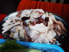 连州果园鸡-威邵鸡煲(西华路总店)