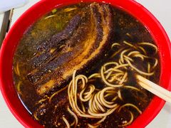 -小龙大肉面馆