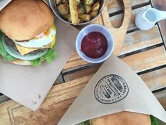 -BURGER BRO'S