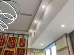 -半岛宠物医院24小时·内窥镜·牙科·碎石中心(府城大道店)