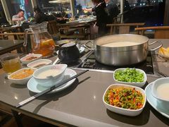 -捞王锅物料理(上海世茂广场店)