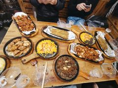 -老东镇啤酒屋海鲜加工·蒸汽海鲜·海鲜烧烤(台东店)