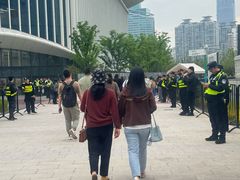 -上海体育场