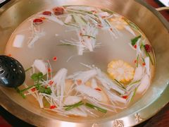 -重庆爽翻天老火锅(临平万达广场店)