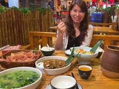 -老滇山寨•云南特色菜•地方菜•民族风情歌舞表演(金碧店)