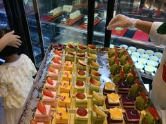 -东莞塘厦三正半山酒店-沙利文西餐厅