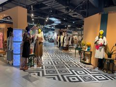 -胖东来生活广场(健康路店)