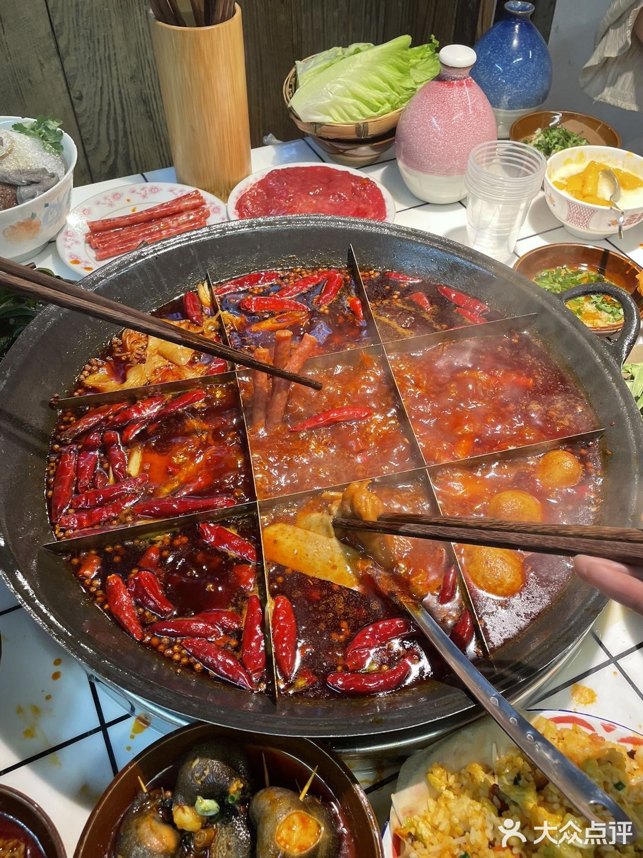 为了这个毛肚包虾滑，我愿意来重庆无数次‼️