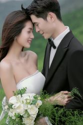 点击看大图 -挪娅婚纱摄影皇家会所