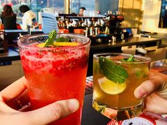 -星巴克臻选(上海合生汇1F店)