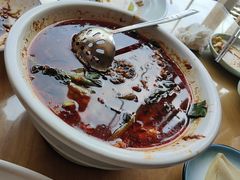 -严记小天府酸菜鱼(西四路店)