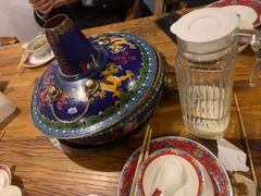 -毛辣果·贵州红酸汤牛肉火锅(西单店)