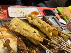 香辣酸菜豆皮-木屋烧烤(惠阳华润小径湾店)