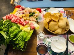 -樾餐厅泰式海鲜火锅(民歌湖店)