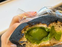 黑金抹茶小飞碟-方炉·天然食材面包店(青秀店)