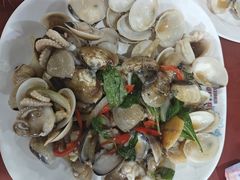 -班赞海鲜市场胖阿姨加工点