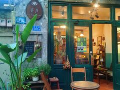-溪岸路花鸟市场