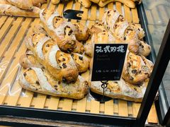 -Dough&Joe团憩(瑞虹天地月亮湾店)