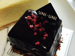 -UNI UNI(环亚凯瑟琳店)